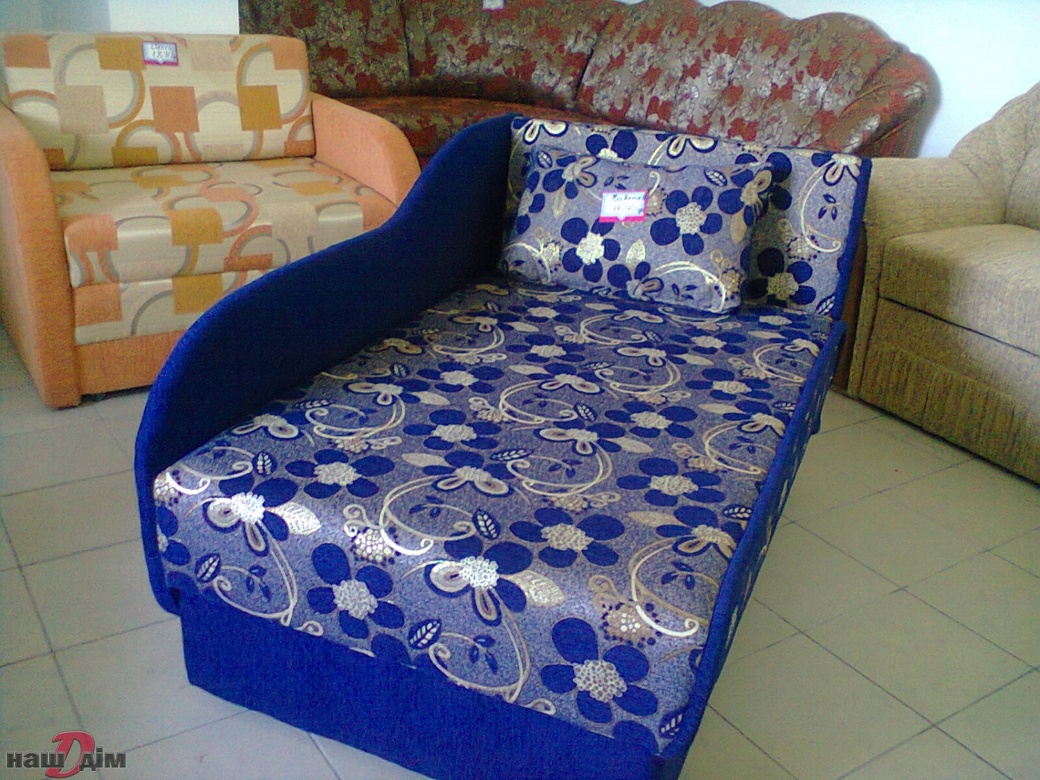 Валерія Н диван - ліжко в куток кімнати ID123-5 зовнішній вигляд на фото